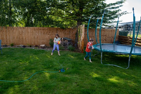 summer-lockdown/L1000316.jpg
