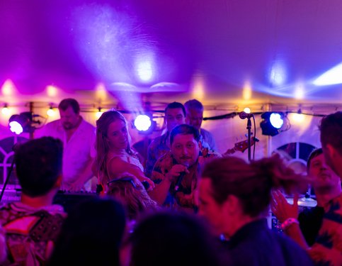 nic-wedding/0Q5A2022.jpg