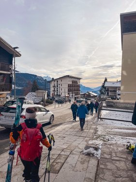 ski-trip/IMG_5573.HEIC.jpg