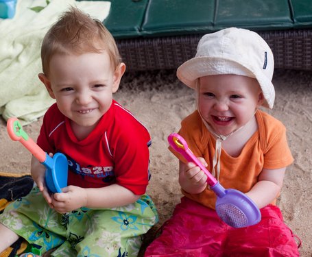 10-Years/Playing air guitar_5874407138_o.jpg